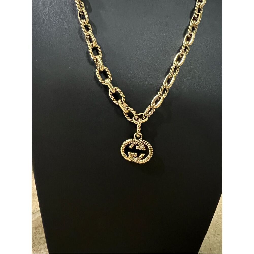Gucci Gold-Tone Rope Chain Necklace with GG Pendant - Picture 4 of 8